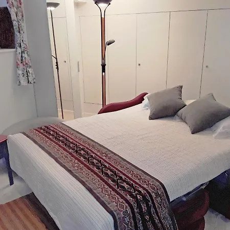 Studio Rue Des Moulins Apartment *